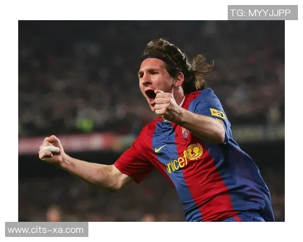 足球历史巨星地位解析：从贝利到梅西的时代更替与影响力对比